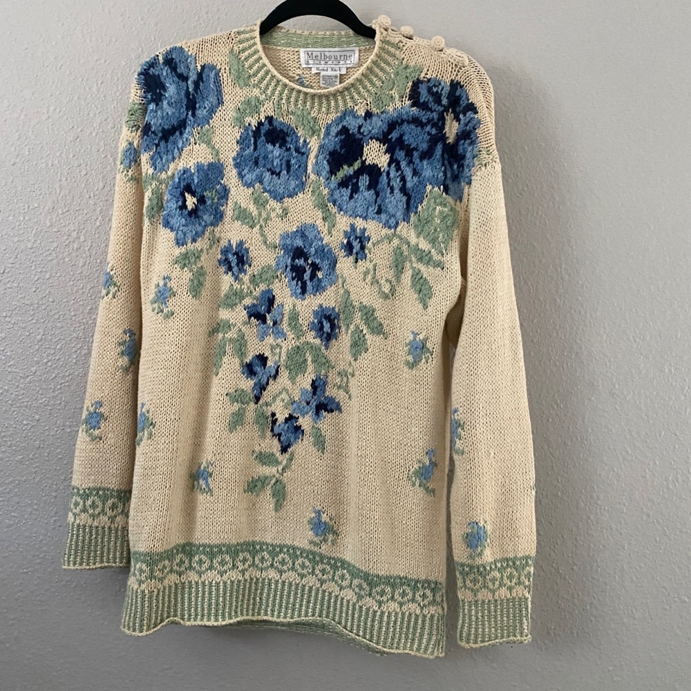 Vintage Hand Knit Sweater Medium Cottagecore VTG Fairycore Autumn Fall Feminine